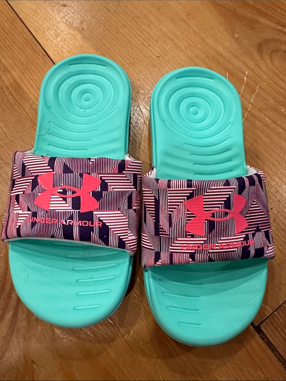 Under Armour Teal Footbed Pink Logo Patterned Slide Sandals